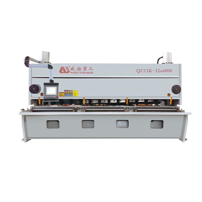 What are the key advantages of using a fully automatic CNC bending machine over manual bending methods?